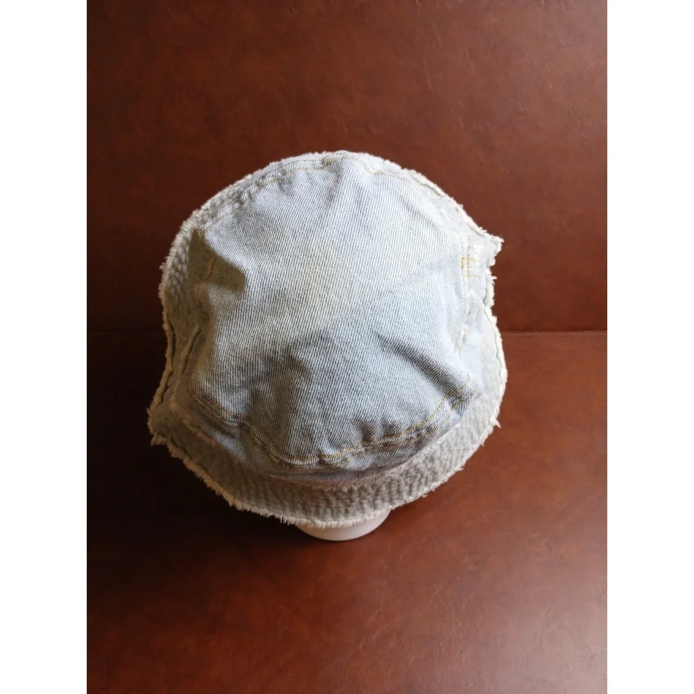 David and Young Light Blue Denim Bucket Hat Fray Hem One Size Fits 8' #1535